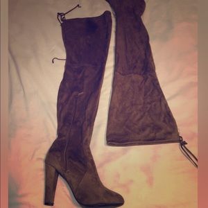 Suede thigh high's